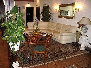 Hotel Logis La Thomasse Aurillac